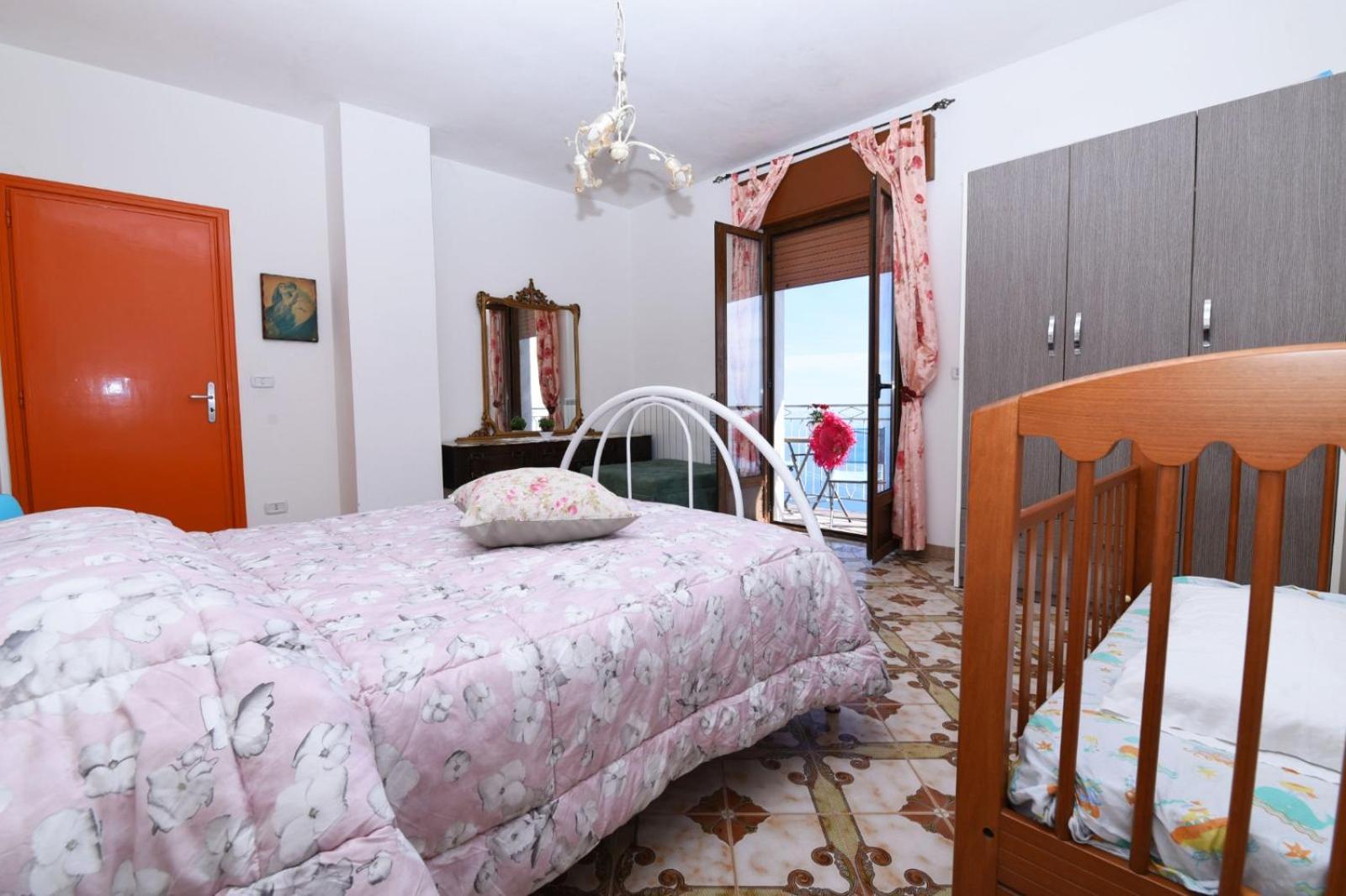 La Casa Dei Nonni Apartment Аджерола Екстериор снимка
